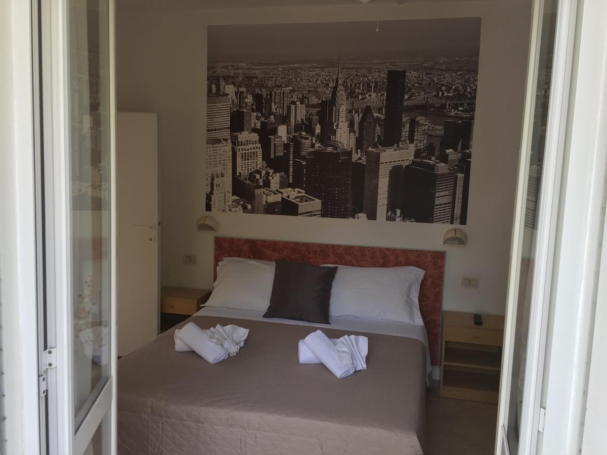 Hotel Monti Ричоне Екстериор снимка