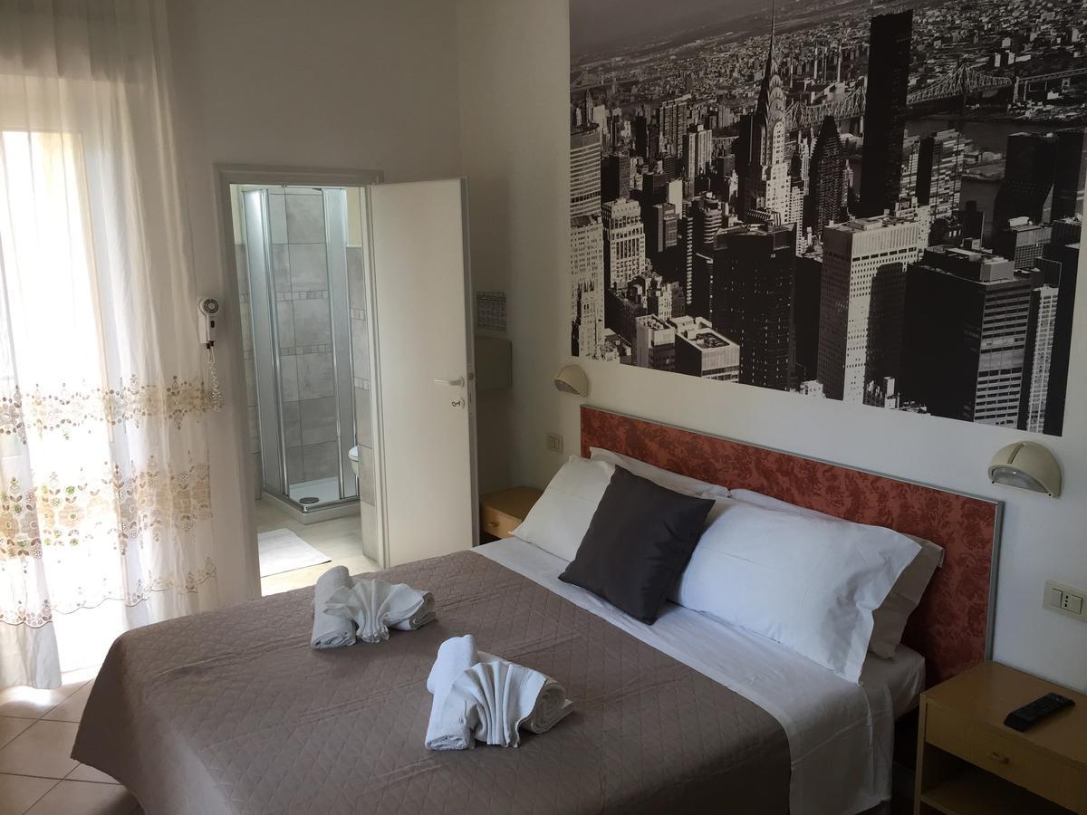 Hotel Monti Ричоне Екстериор снимка