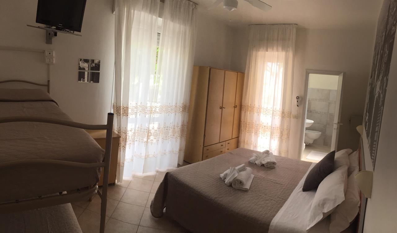 Hotel Monti Ричоне Екстериор снимка