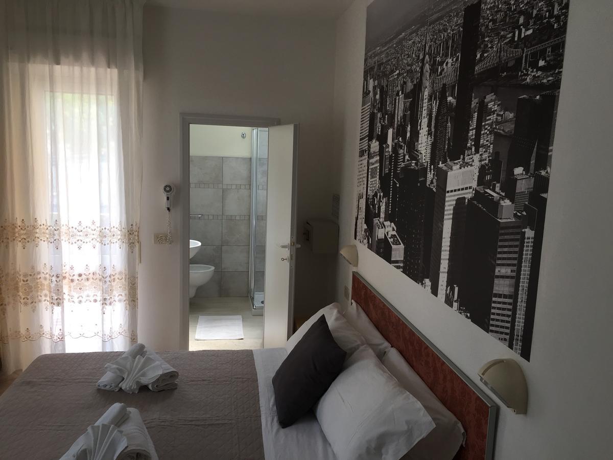 Hotel Monti Ричоне Екстериор снимка