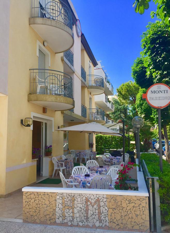 Hotel Monti Ричоне Екстериор снимка